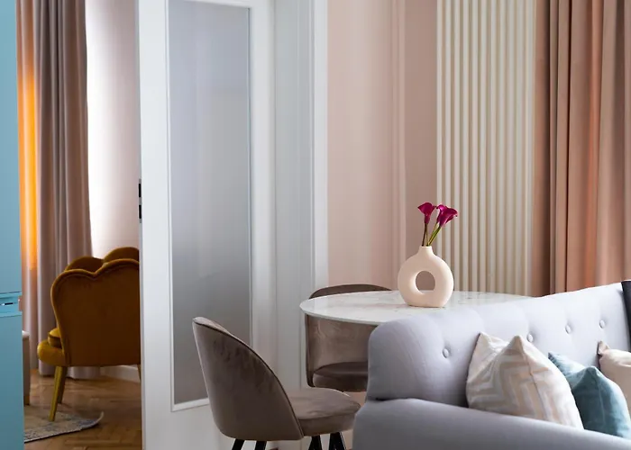 Art Deco Vibes