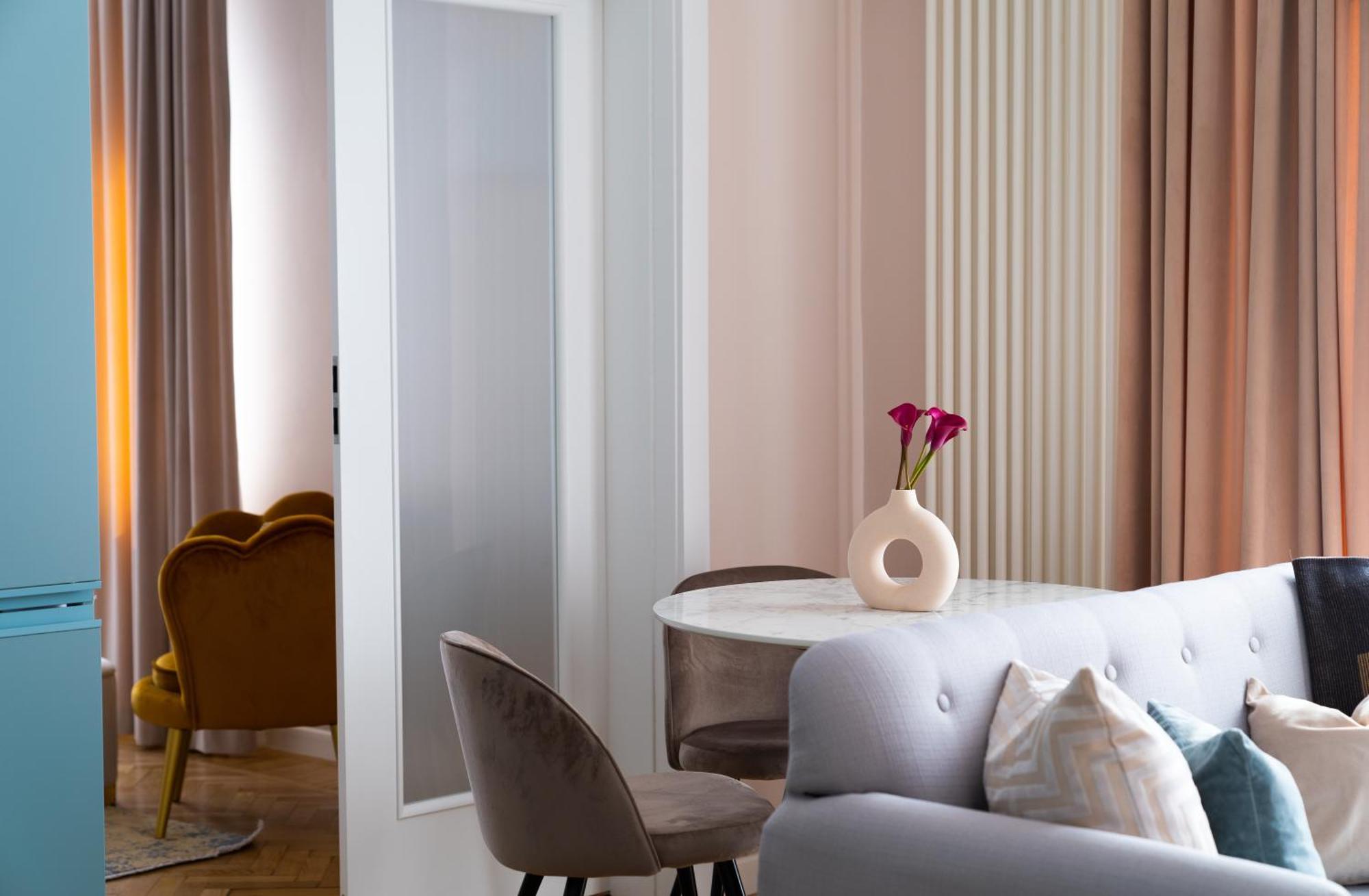 Art Deco Vibes Apartment Bucharest